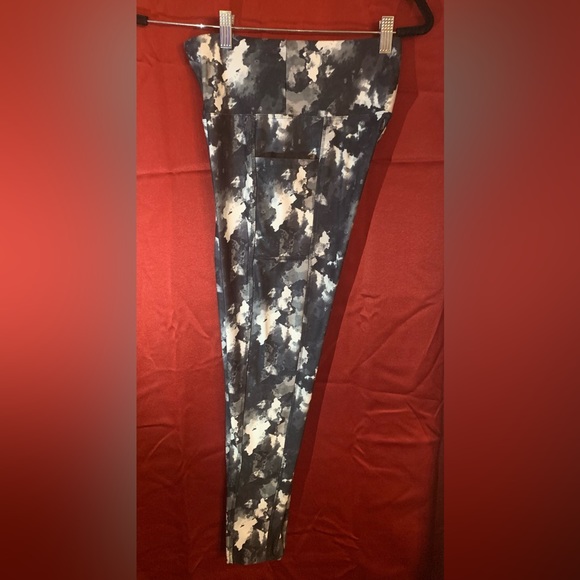 Bally Total Fitness high-waisted legging Size Medium Multicolor - Picture 3 of 4